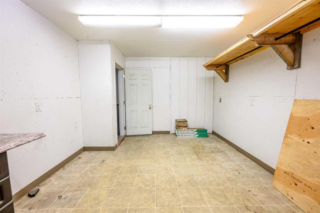 16001 90 Street  - Photo 30