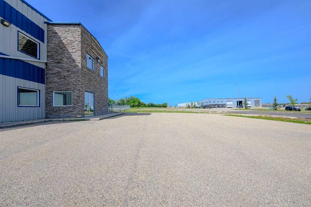 16001 90 Street  - Photo 5