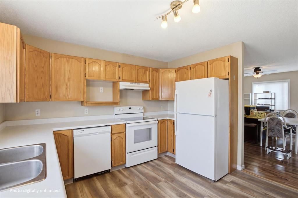 10613 91A Street  - Photo 11