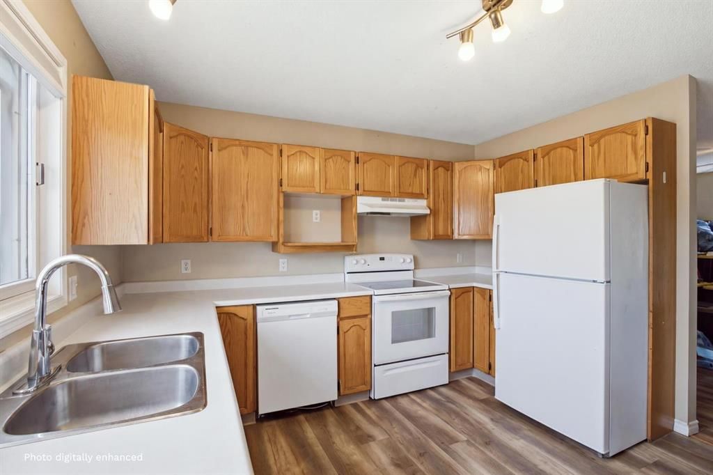 10613 91A Street  - Photo 12
