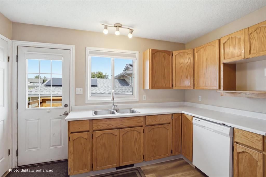 10613 91A Street  - Photo 14