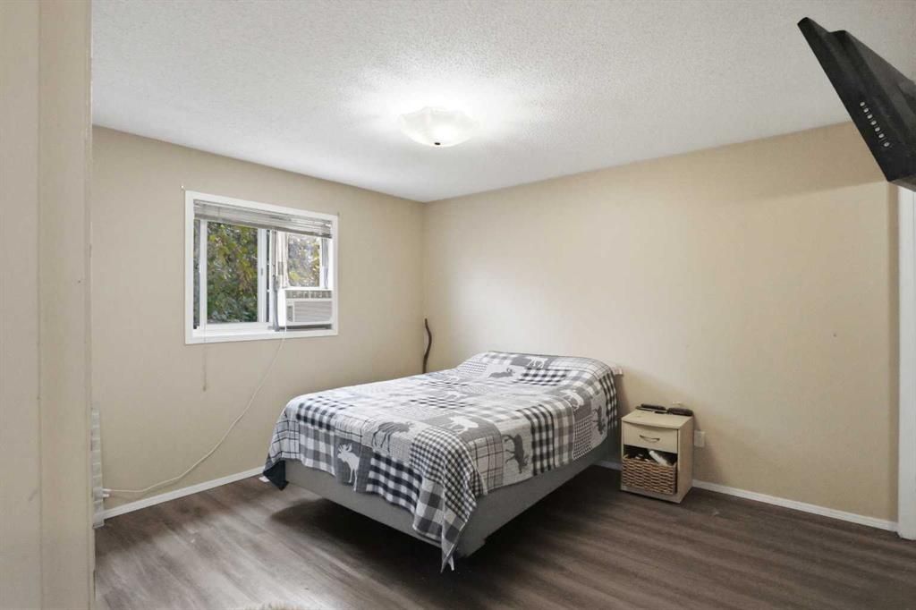 10613 91A Street  - Photo 15