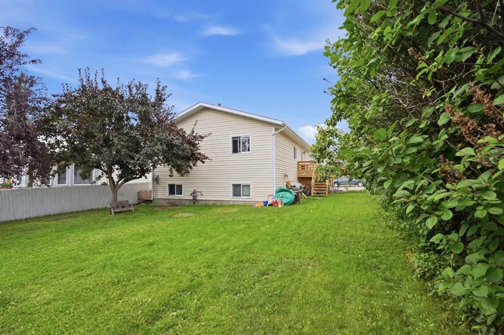 10613 91A Street  - Photo 30