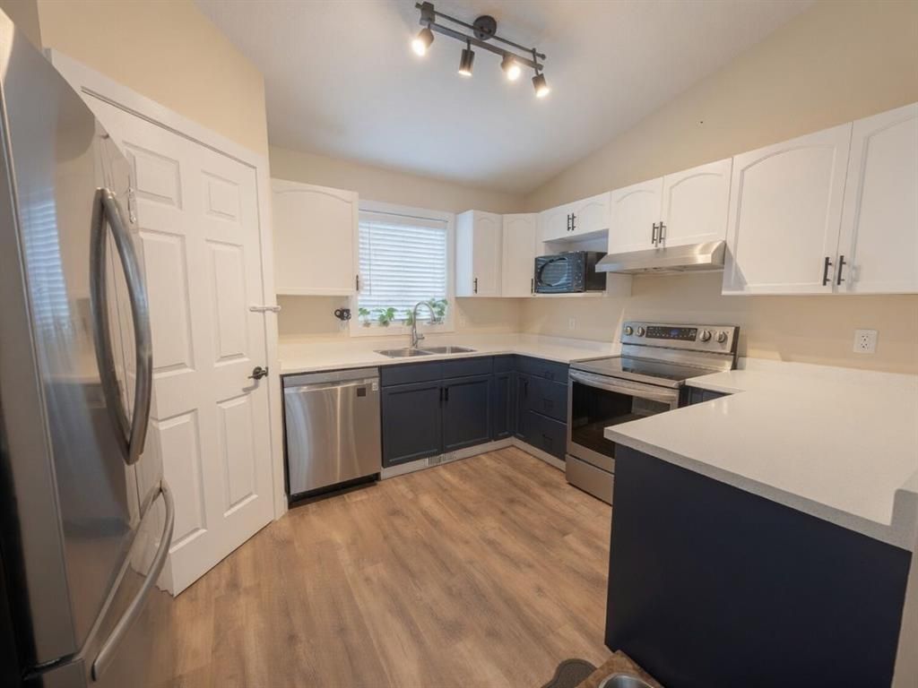 7349 Kateri Drive  - Photo 9