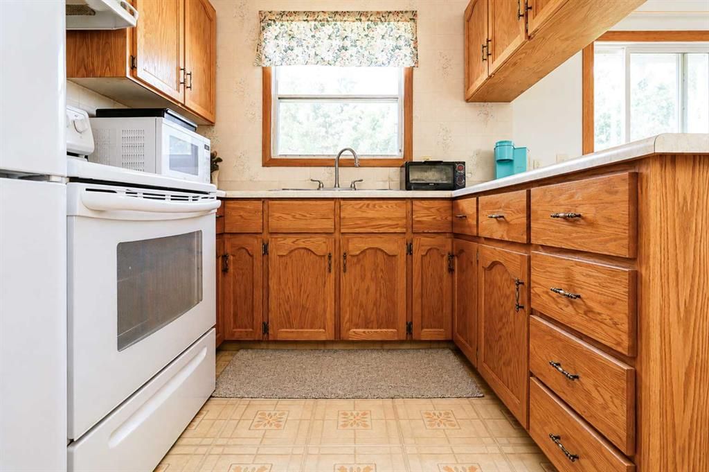 10226 110 Avenue   - Photo 13