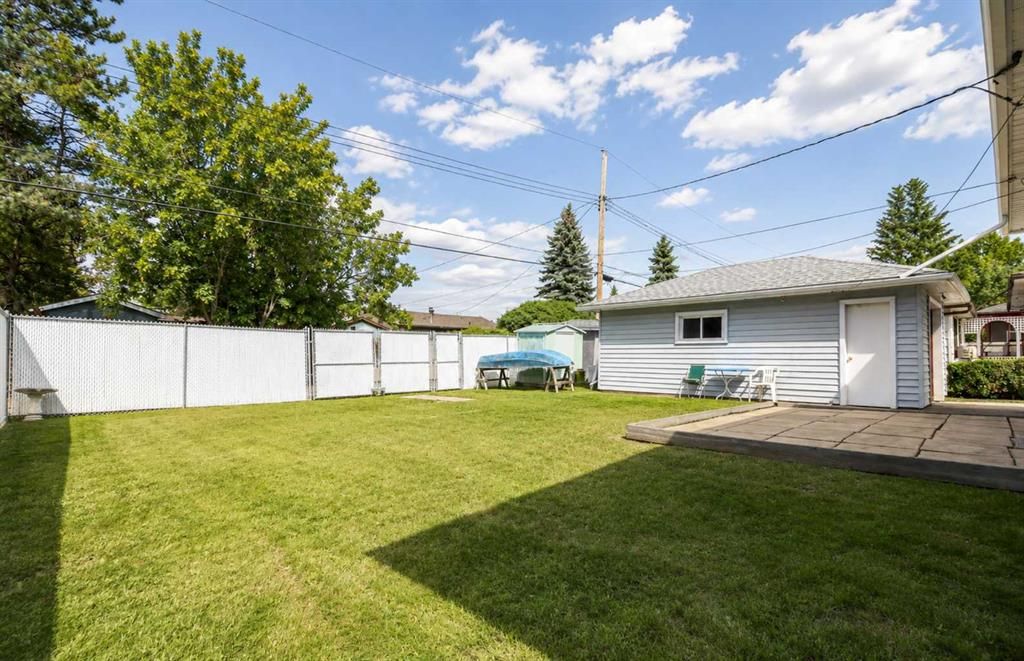 10226 110 Avenue   - Photo 31