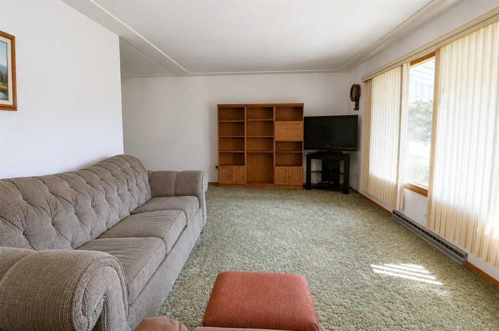 10226 110 Avenue   - Photo 4