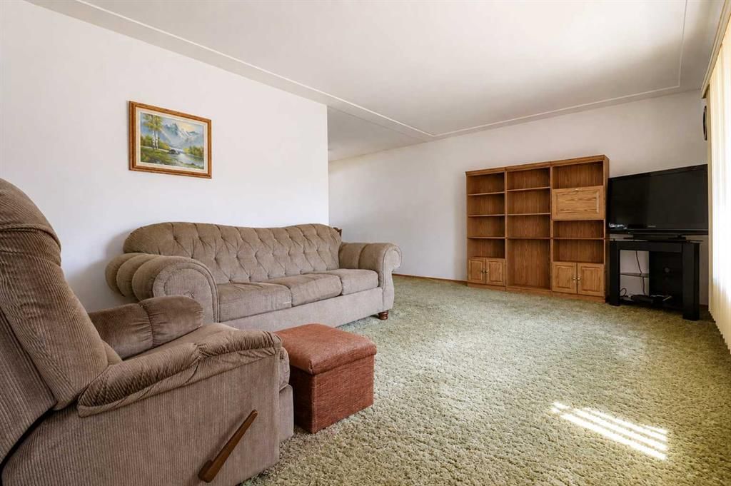 10226 110 Avenue   - Photo 5
