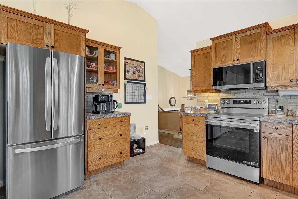 7121 88 Street  - Photo 6