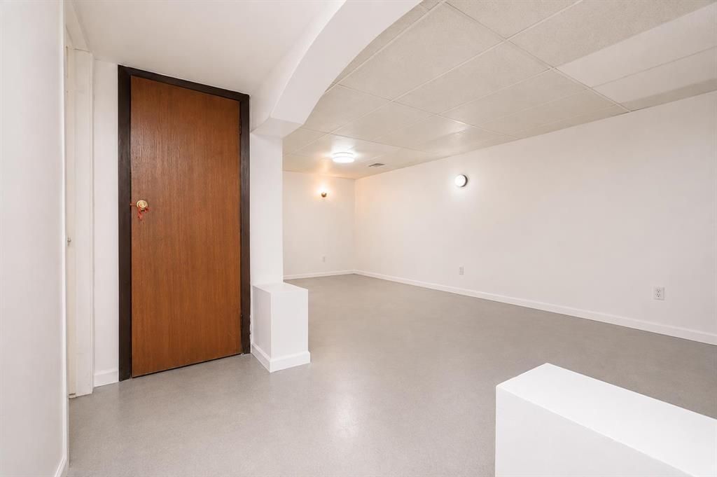9301 108 Avenue  - Photo 16