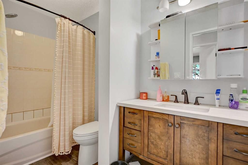 7107 93 Street  - Photo 10