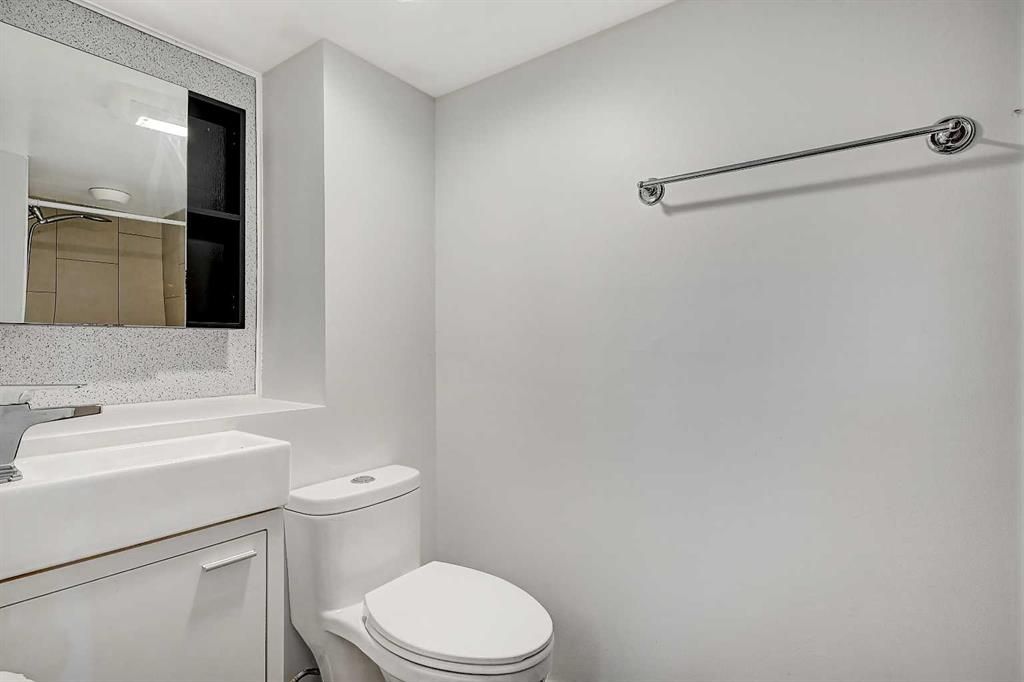 7107 93 Street  - Photo 20