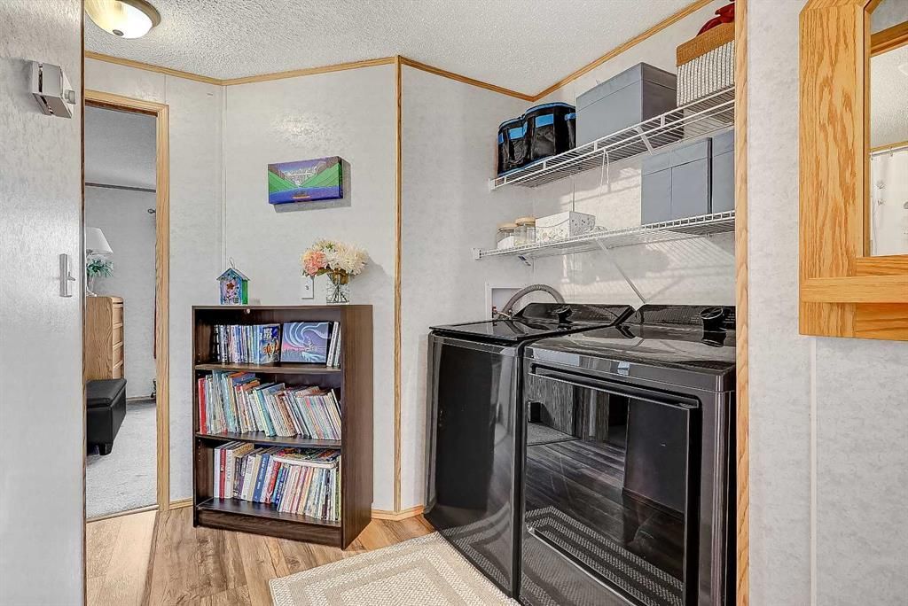 9511 111 Avenue  - Photo 14