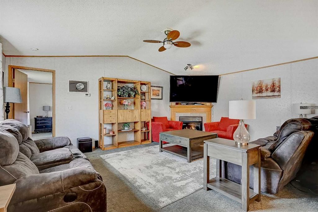 9511 111 Avenue  - Photo 16