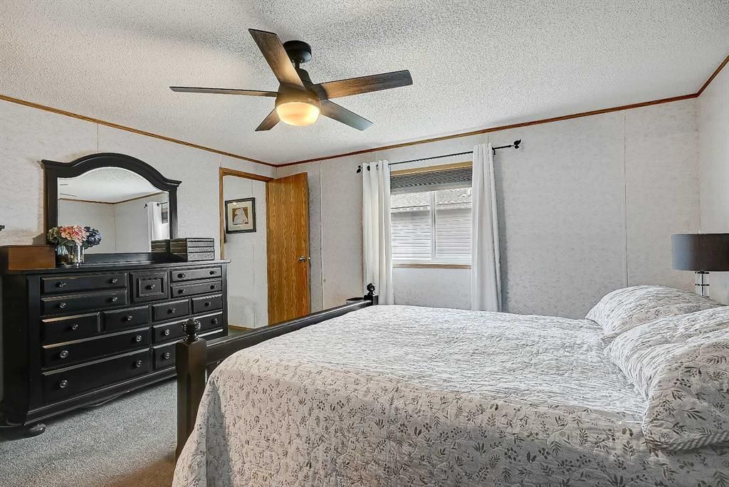 9511 111 Avenue  - Photo 22