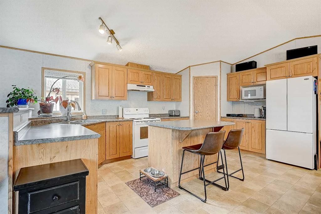 9511 111 Avenue  - Photo 6