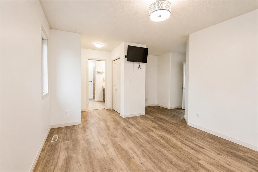 8910 Willow Drive  - Photo 17