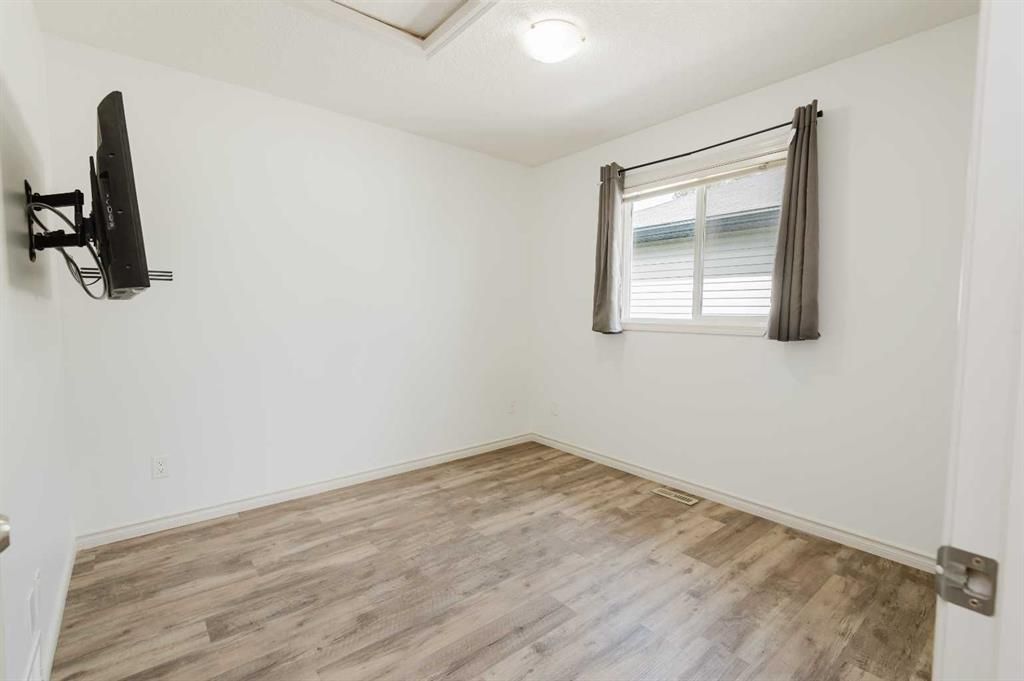 8910 Willow Drive  - Photo 22