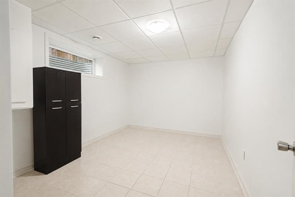 8910 Willow Drive  - Photo 27