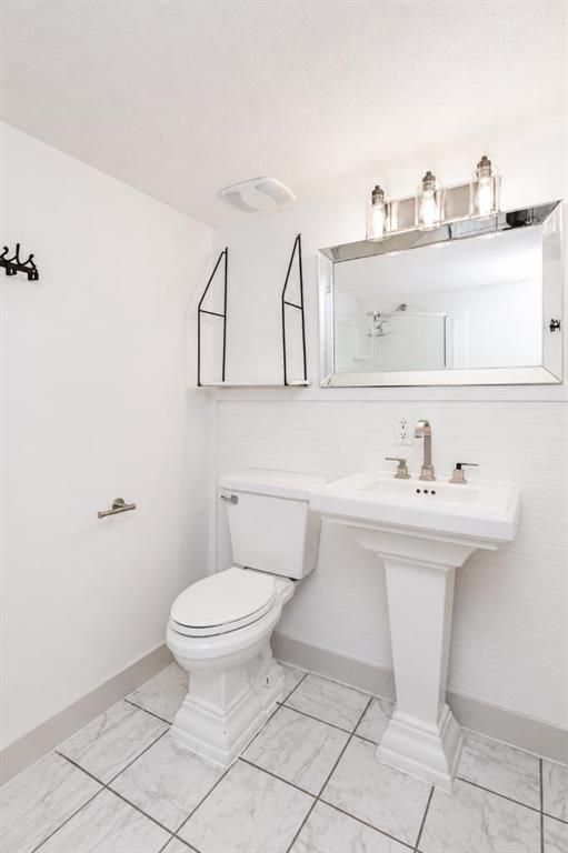 8910 Willow Drive  - Photo 28