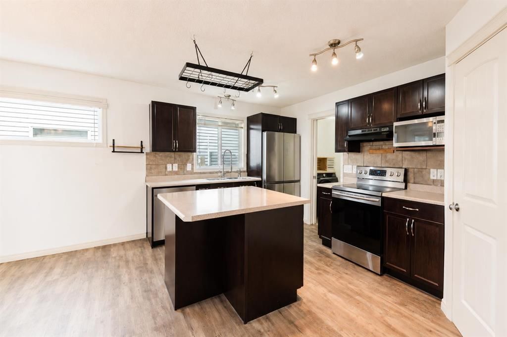 8910 Willow Drive  - Photo 8