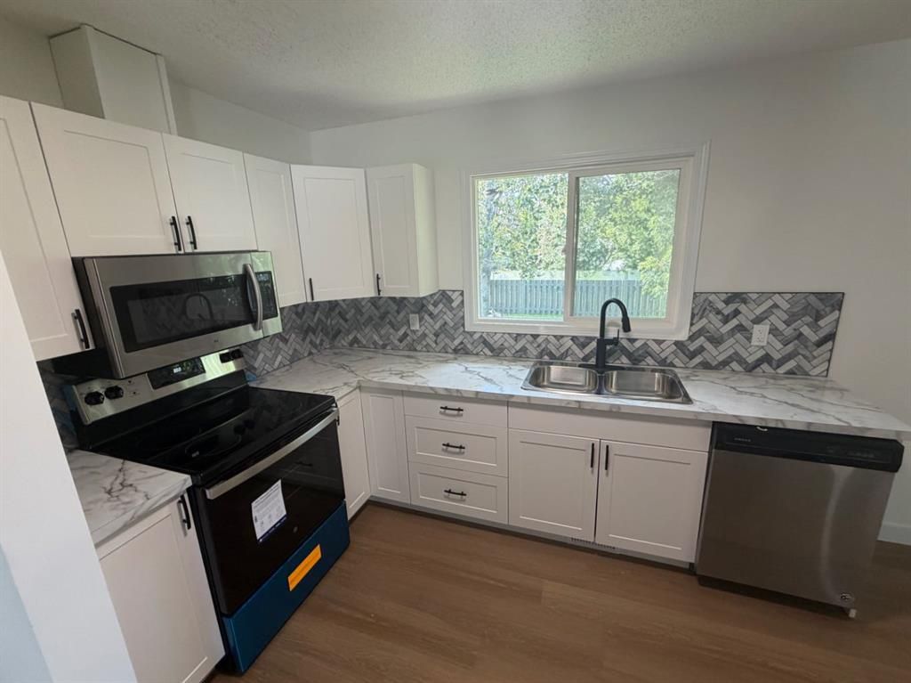 8026 Patterson Drive  - Photo 6