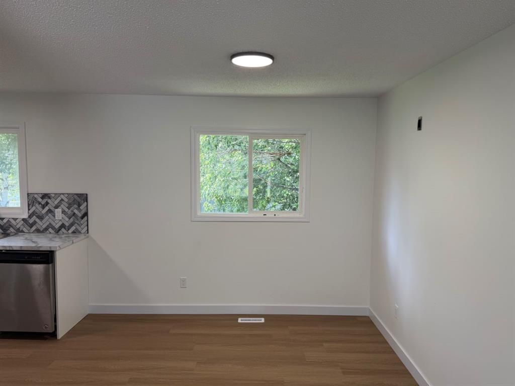 8026 Patterson Drive  - Photo 9