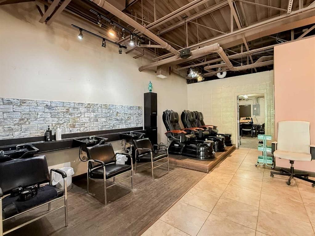 10014 102 Avenue  - Photo 9
