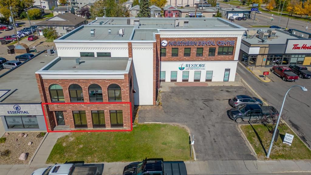 10014 102 Avenue - Photo 3