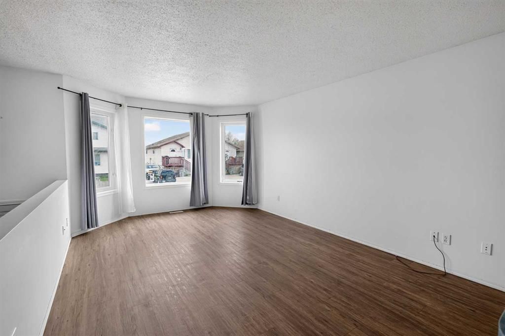 9216 94A Avenue  - Photo 6
