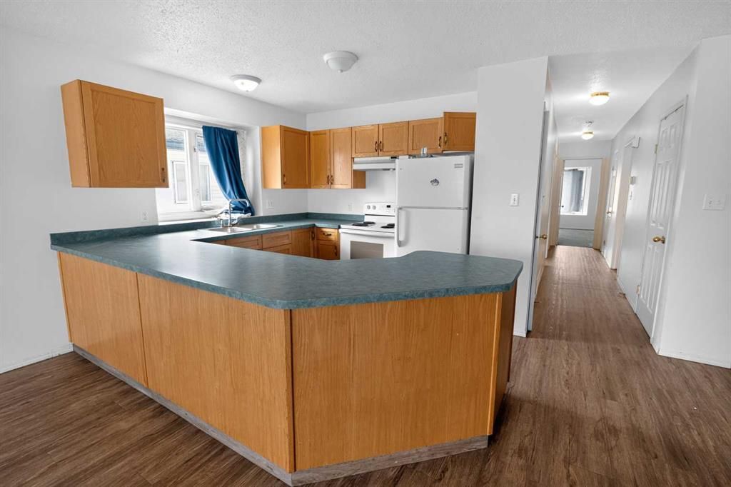 9216 94A Avenue  - Photo 8