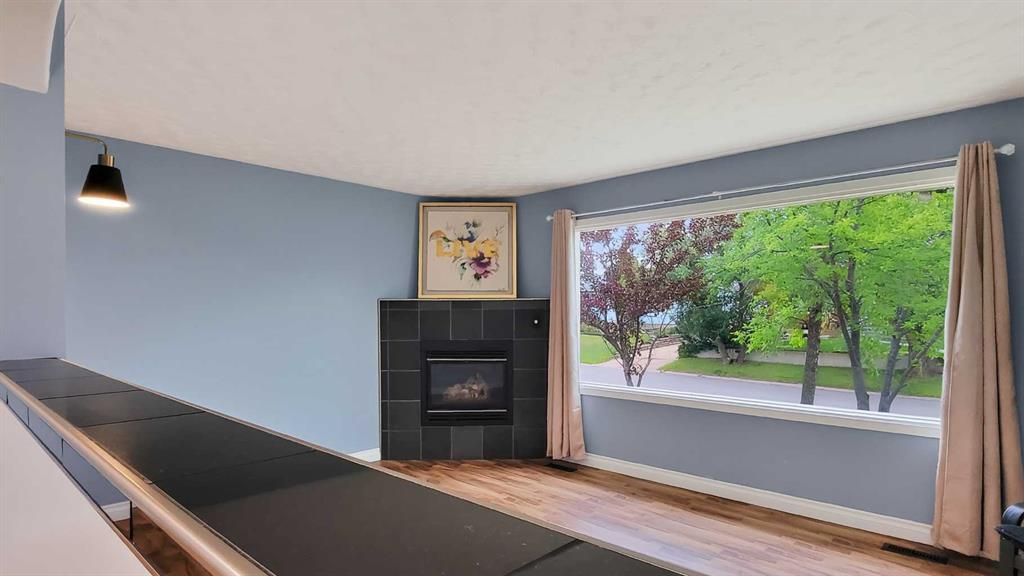 11114 92B Street  - Photo 11
