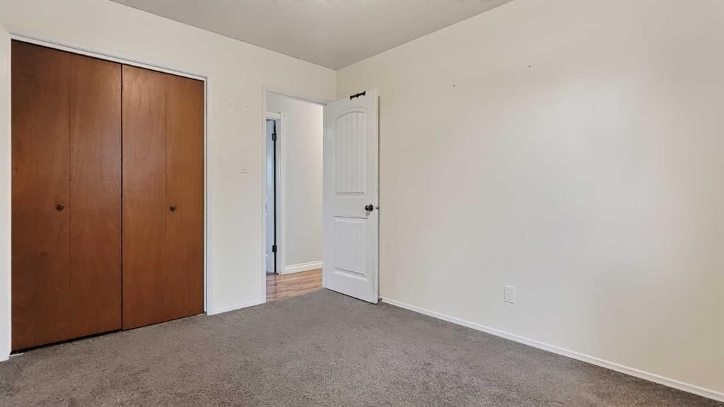 11114 92B Street  - Photo 20