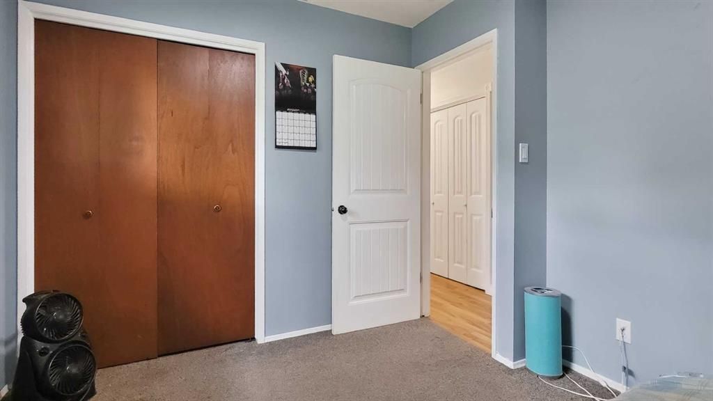 11114 92B Street  - Photo 23