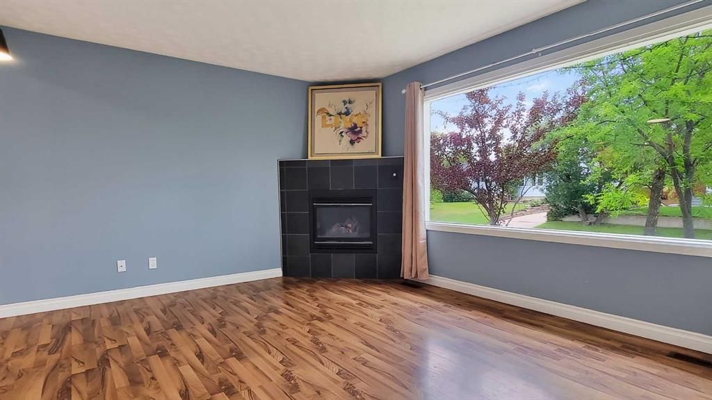 11114 92B Street  - Photo 7