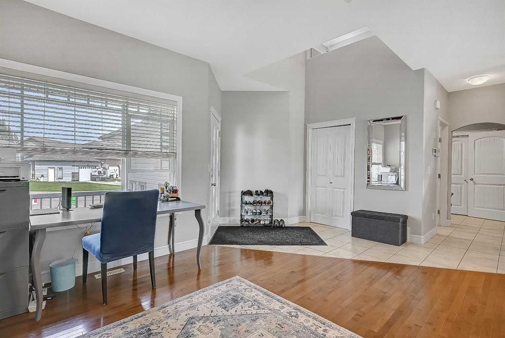 8601 60A Avenue  - Photo 11