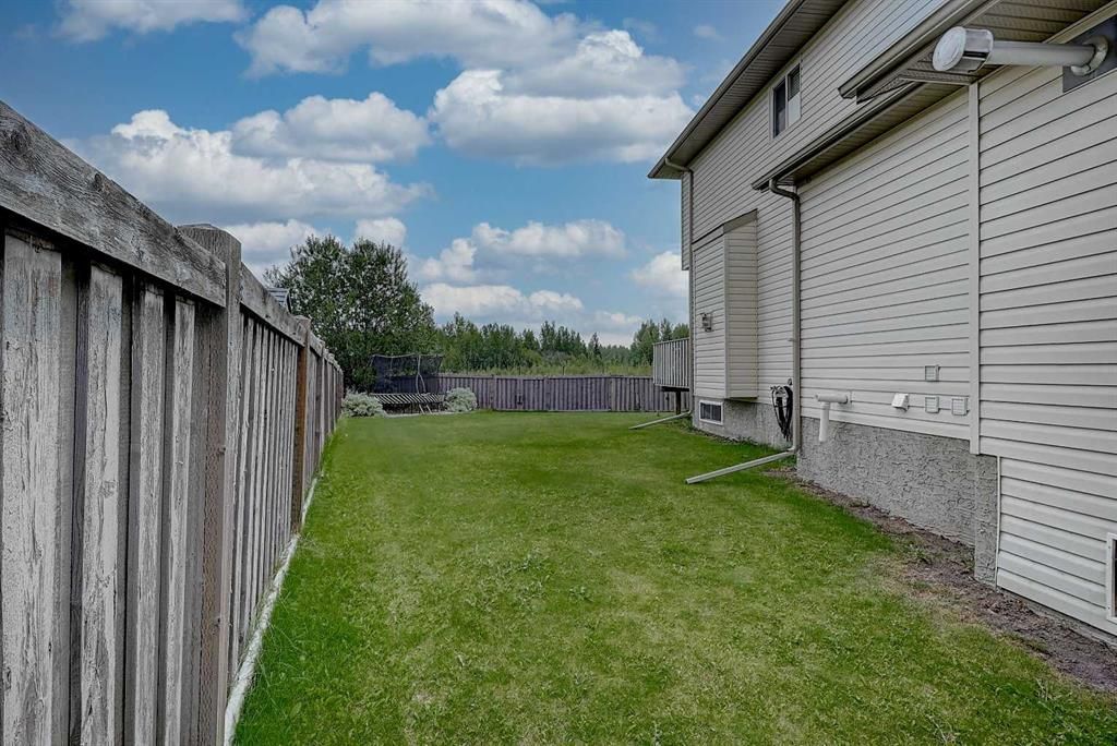 8601 60A Avenue  - Photo 8