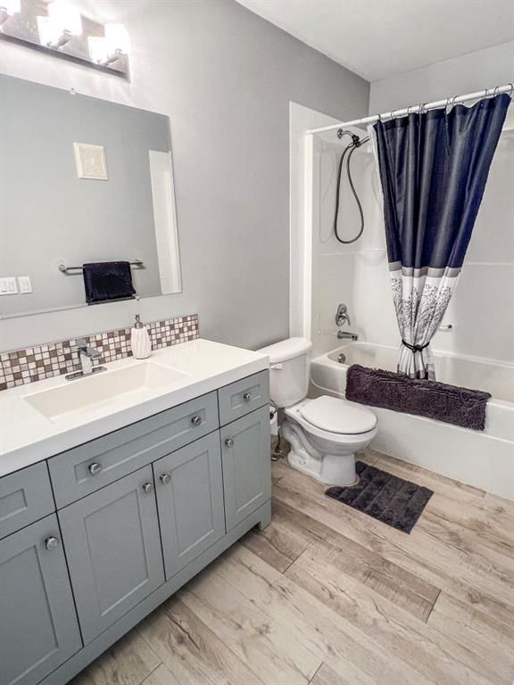 102 Pinnacle Crescent  - Photo 20