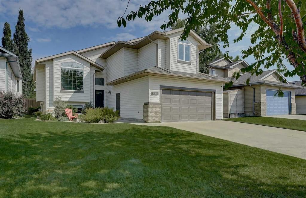 10922 66 Avenue  - Photo 1