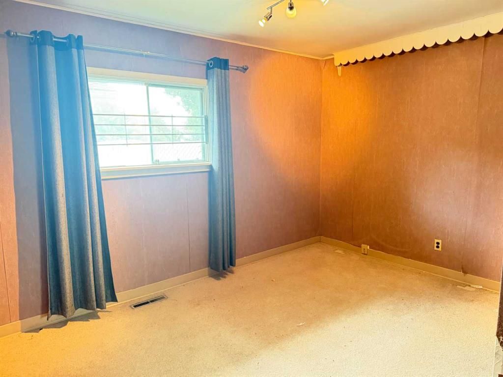 9508 104 Avenue  - Photo 17