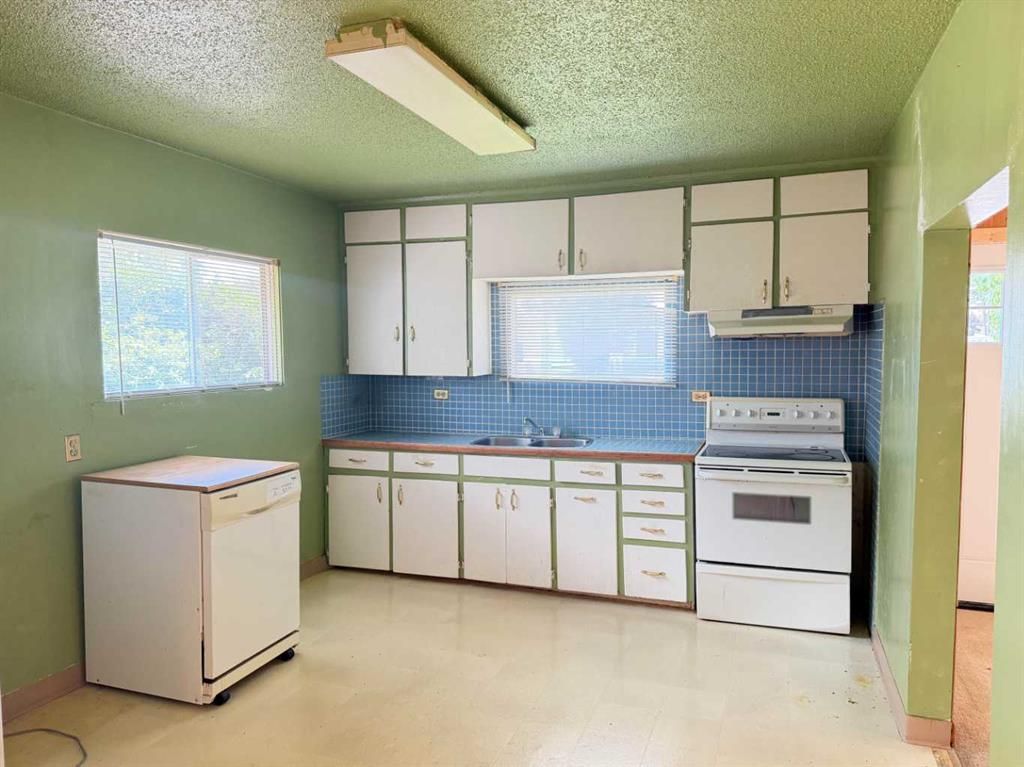 9508 104 Avenue  - Photo 8