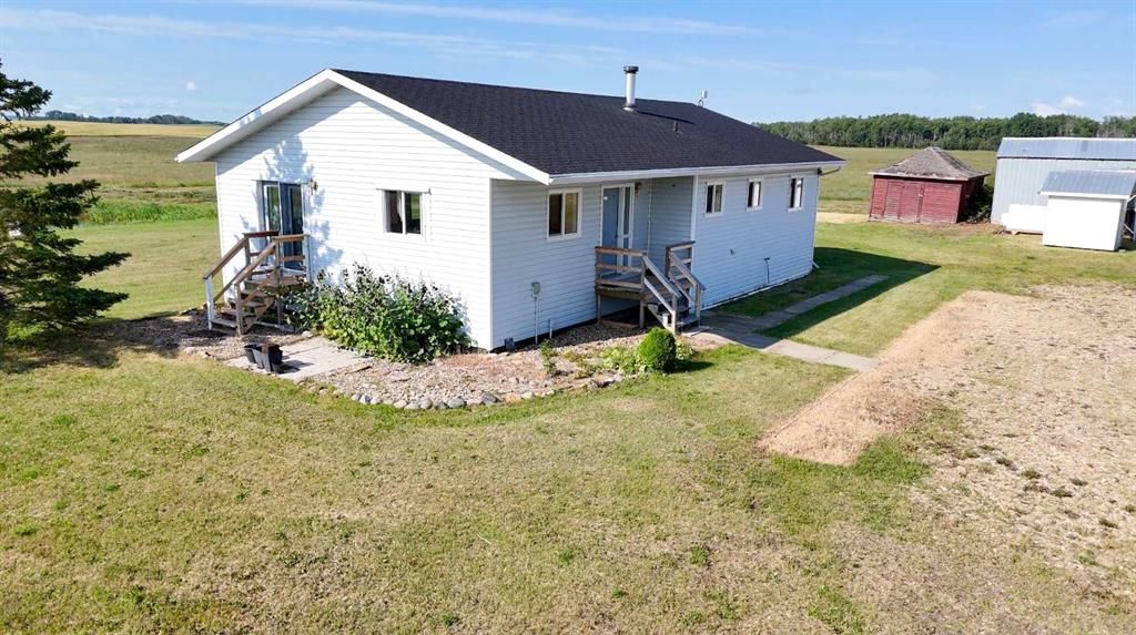 795008 Range Road 44   - Photo 16