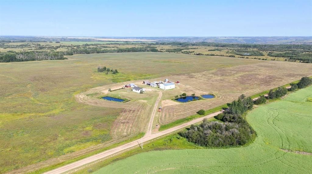 795008 Range Road 44   - Photo 2