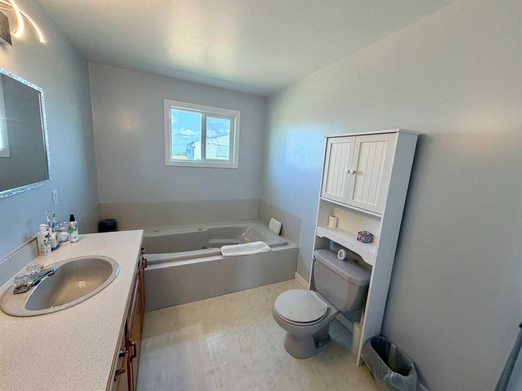 795008 Range Road 44   - Photo 35