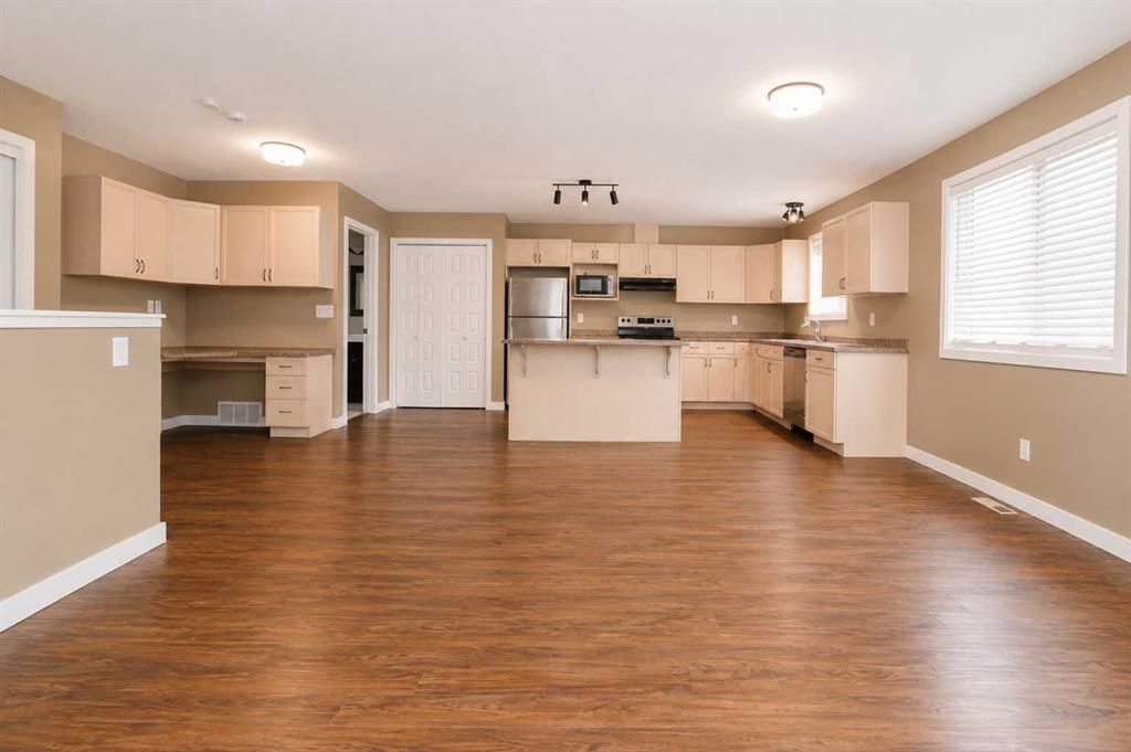 A&amp;B, 10028 104 Avenue  - Photo 14