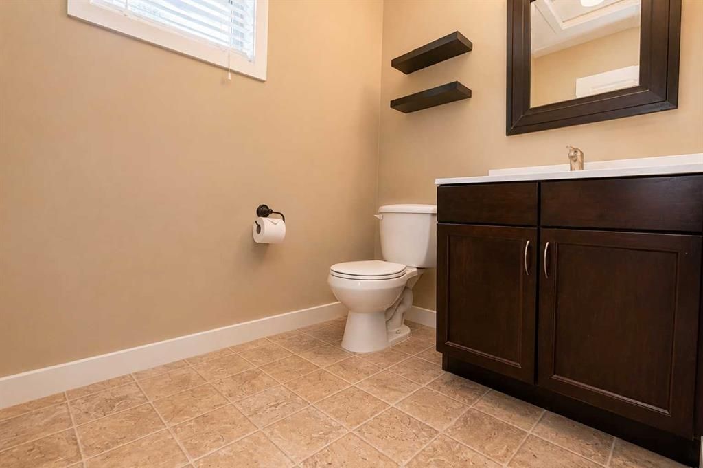 A&amp;B, 10028 104 Avenue  - Photo 18