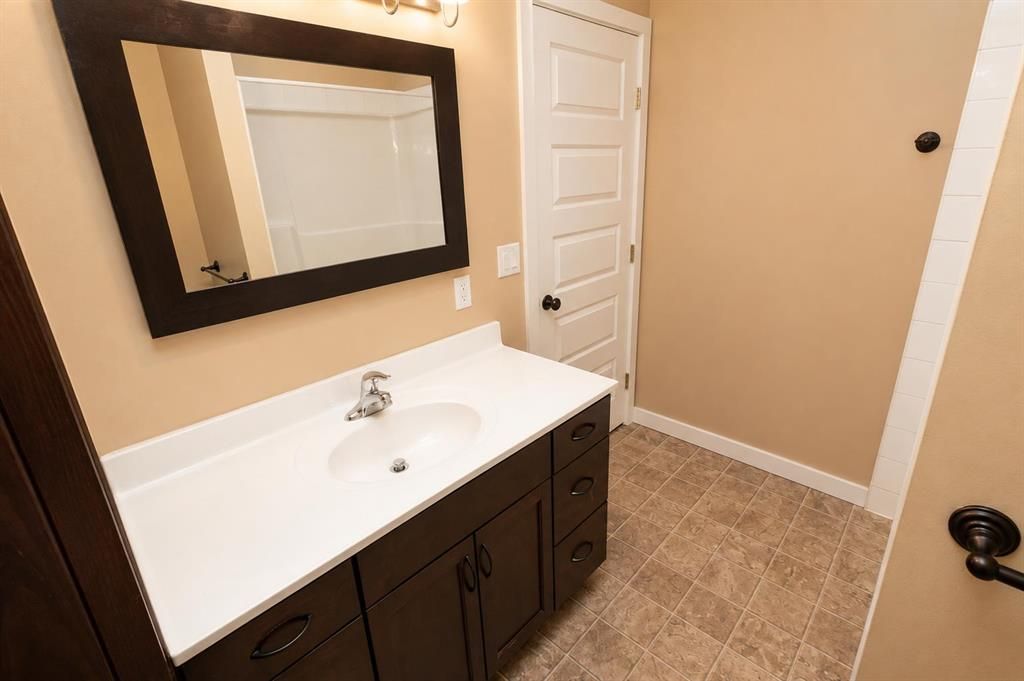 A&amp;B, 10028 104 Avenue  - Photo 22