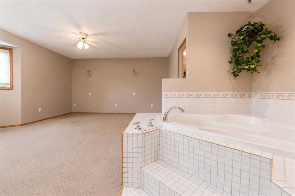 11810 91B Street  - Photo 18
