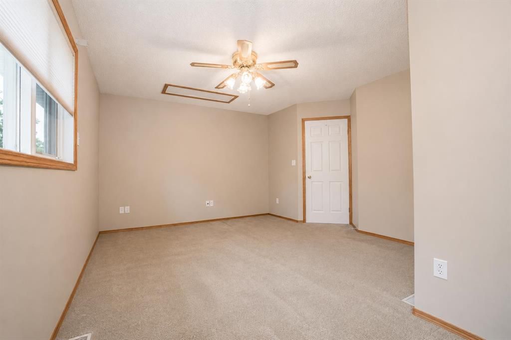 11810 91B Street  - Photo 24