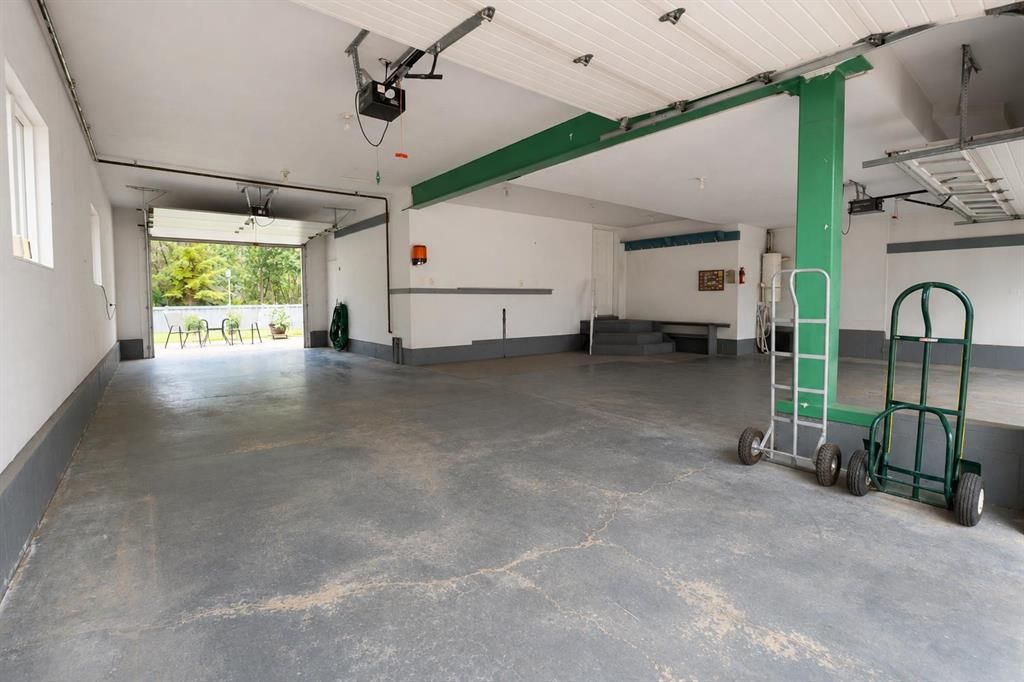 11810 91B Street  - Photo 35